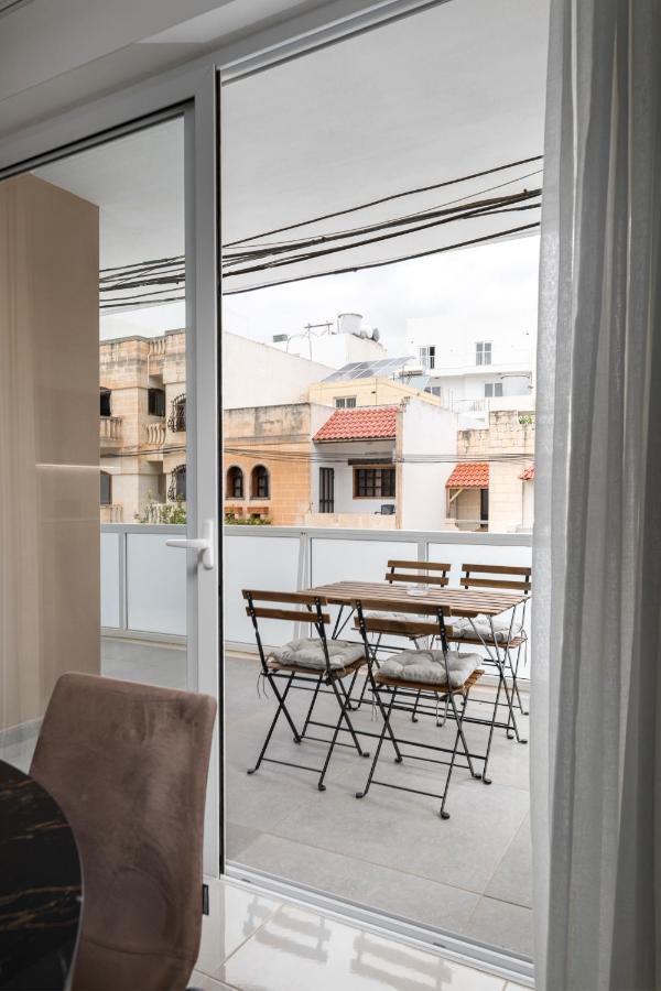 Modern 3Br Stylish Apartment With Large Balcony - Close To St Julians And St Georges Bay Is-Swieqi Esterno foto